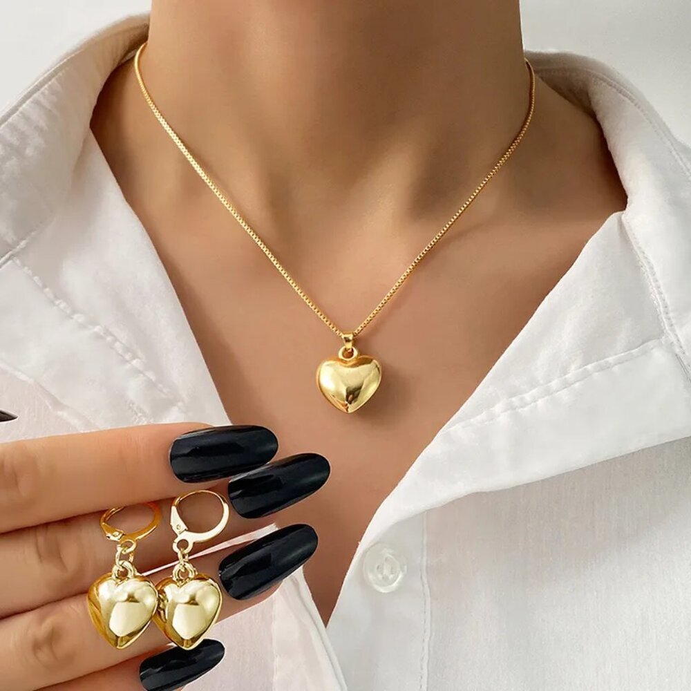 3/$35 Chunky Gold Heart Pendant Necklace & Dangle Hoop Earrings Set Jewelry